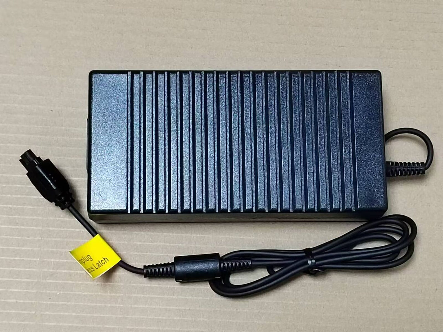 new 4-Pin AC Adapter for Aruba 2930F 8G 2SFP External Inline Power Supply