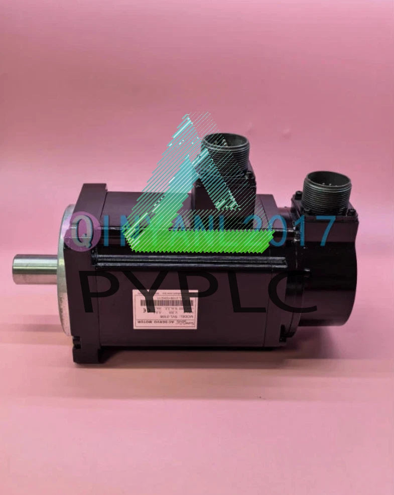1Pcs SVL-201 SureServo Medium Inertia AC Brushless Servo Motor In Box