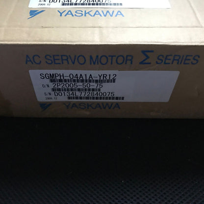 1PC YASKAWA AC SERVO MOTOR SGMPH-04A1A-YR12