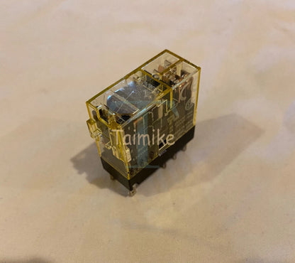 10PCS/BOX IDEC RJ2S-CL-A120 / RJ2SCLA120 Old Stock