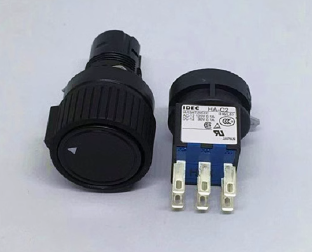 new 1PC  IDEC Rotary push button switch HA-C2 HA1R-2C2VB Wide pin connection