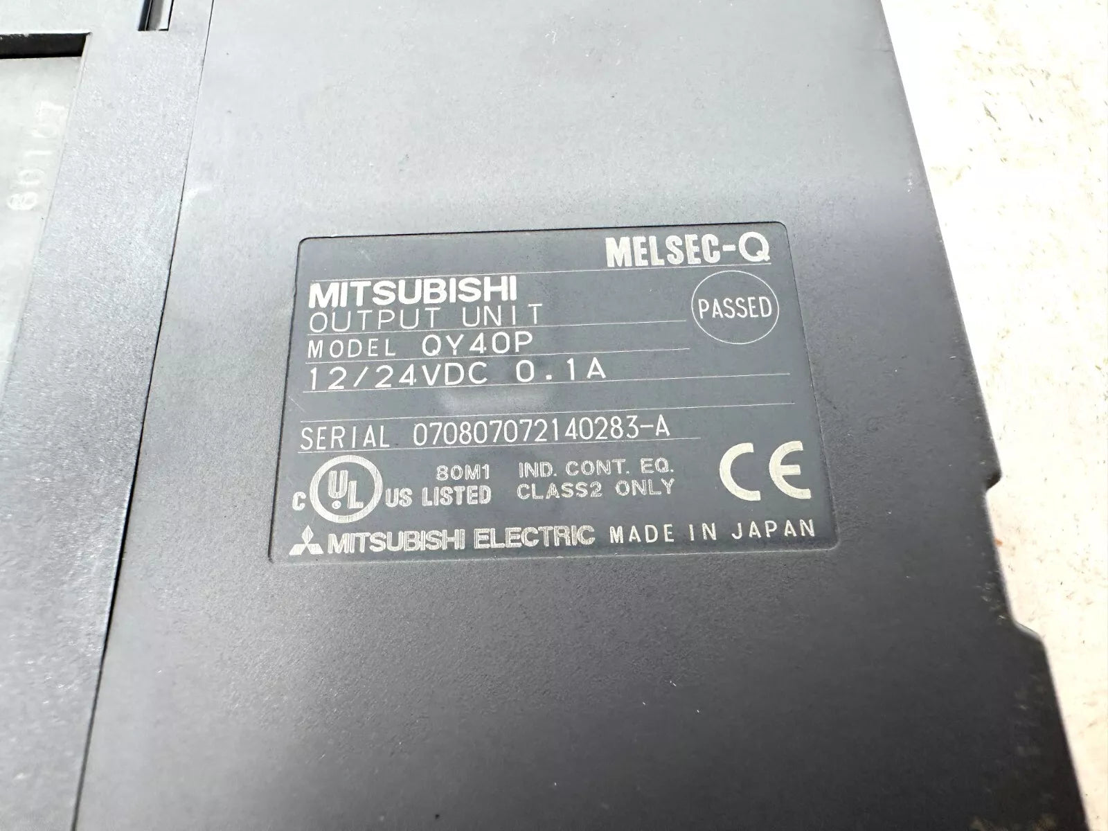 New Mitsubishi QY40P 16 points Transistor(sink) output module - MITSUBISHI
