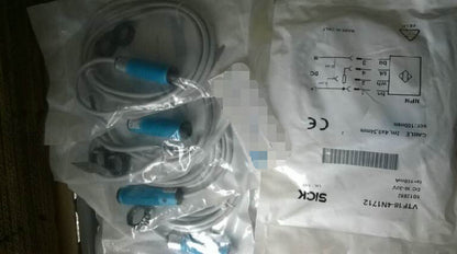 1PCS SICK VTF18-4N1712 VTF184N1712 PHOTOELECTRIC SENSOR