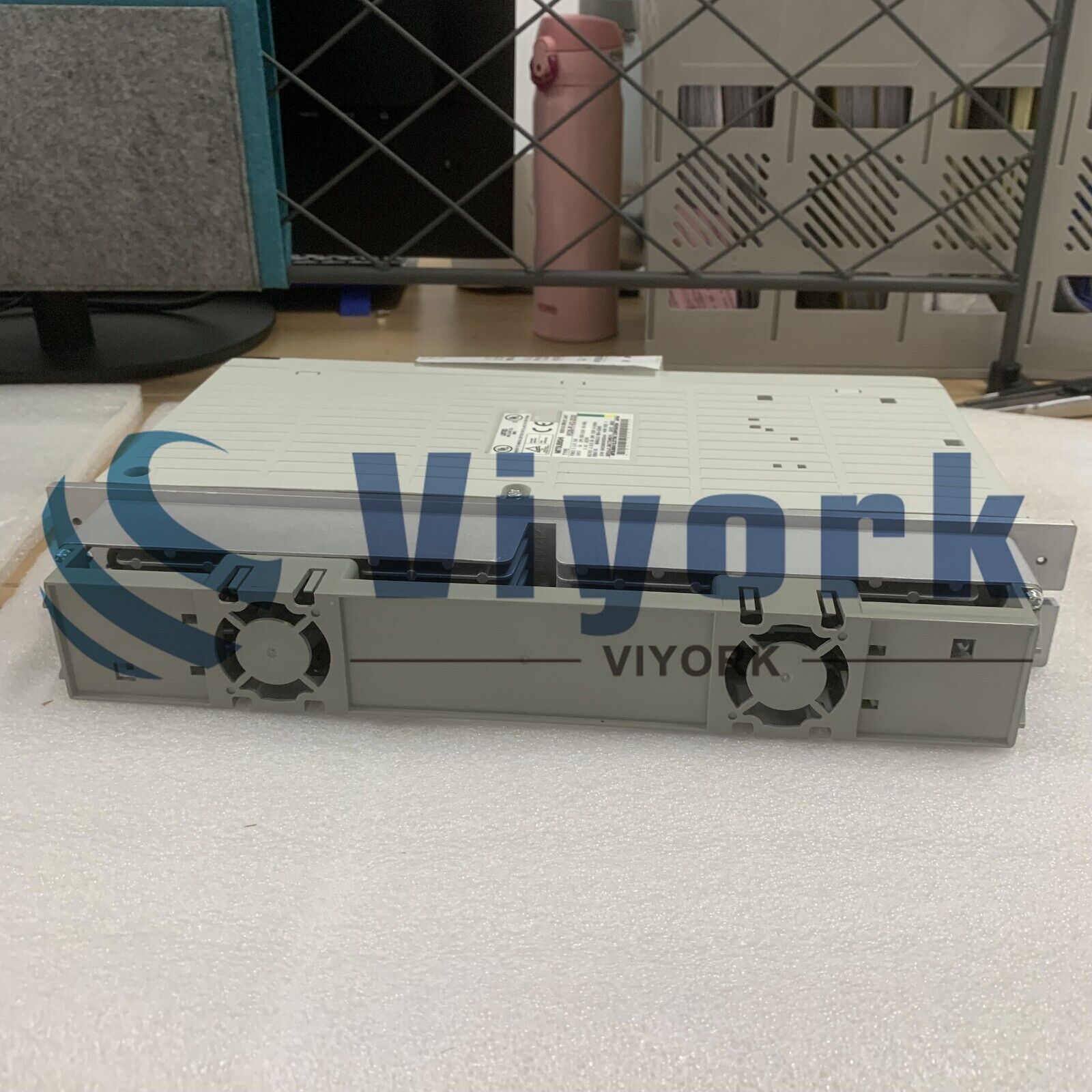 new Mitsubishi MDS-R-V2-2020 SERVO DRIVE - MITSUBISHI