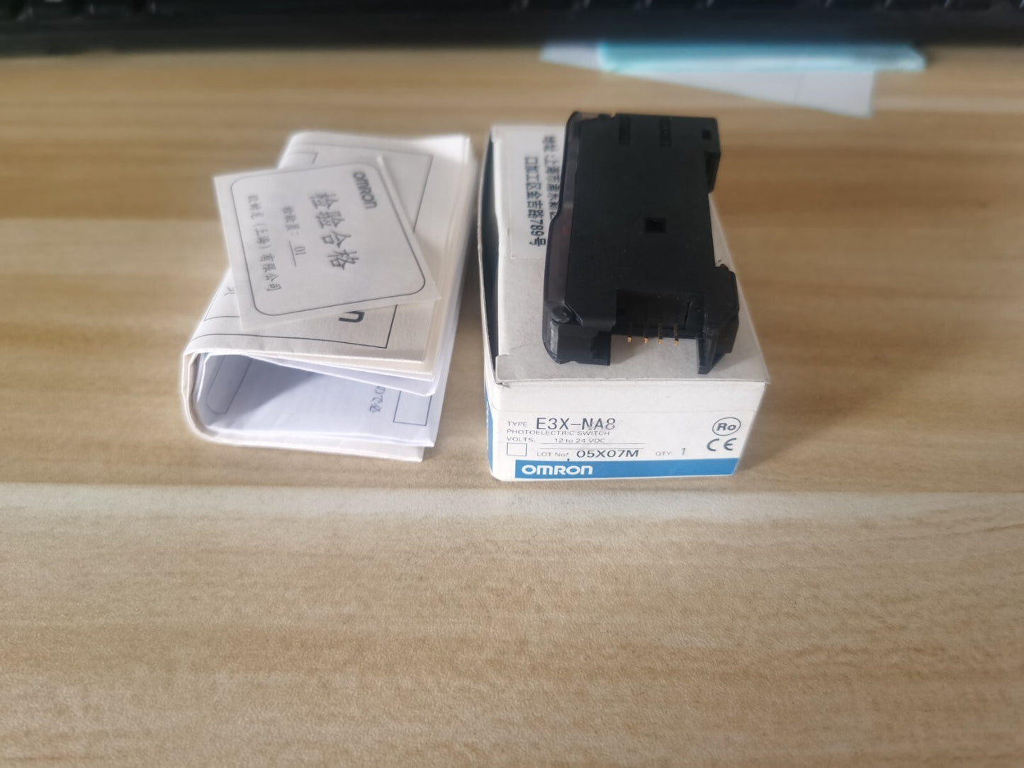 1PC Omron E3X-NA8 E3XNA8 Photoelectric Sensor In Box