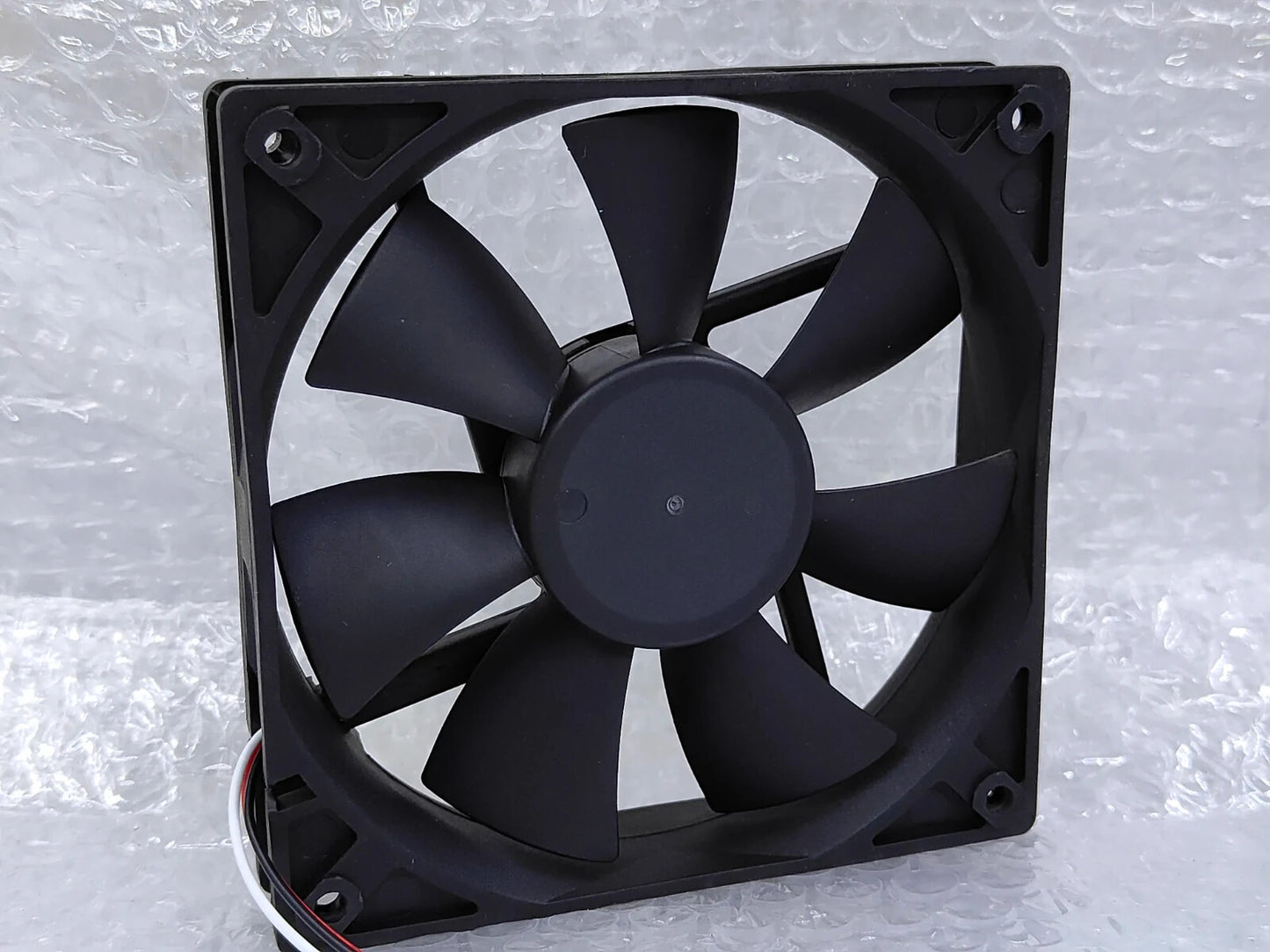 1PCS DF121225BM-3 12025 DC12V 0.45A 3-pin high airflow silent cooling fan