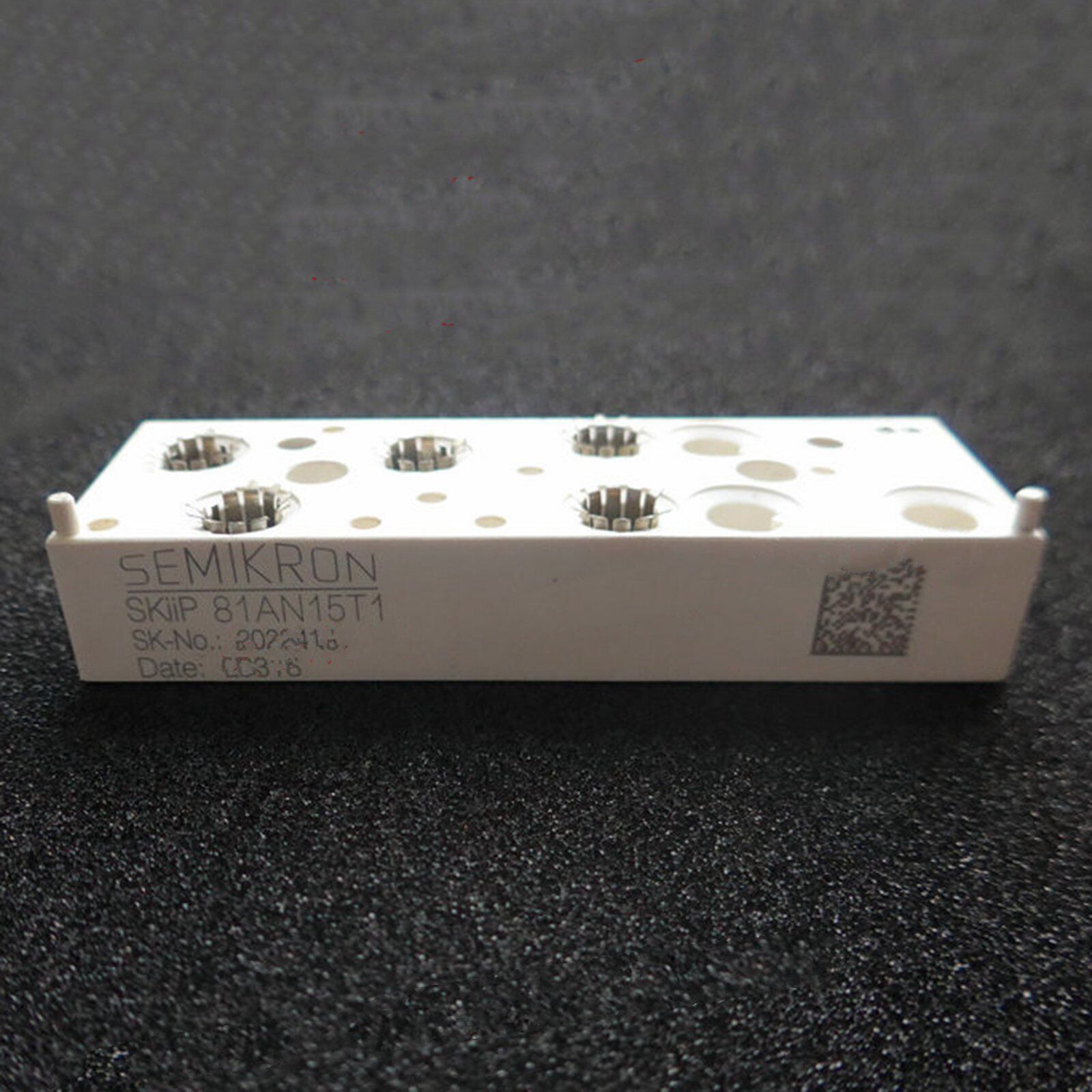 new 1PCS   SEMIKRON SKIIP81AN15T1 Module