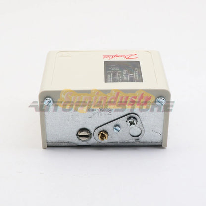 .1Pcs Danfoss KP36 060-110866 060110866 Pressure ControlUS