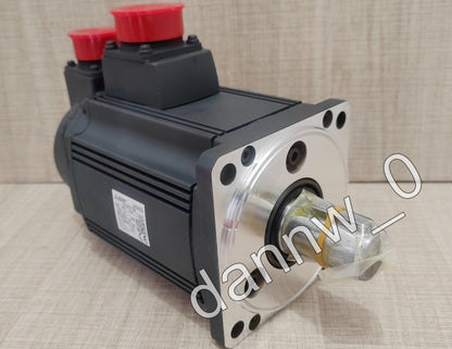 Mitsubishi HC-RFS153K AC Servo Motor - New in Box - MITSUBISHI