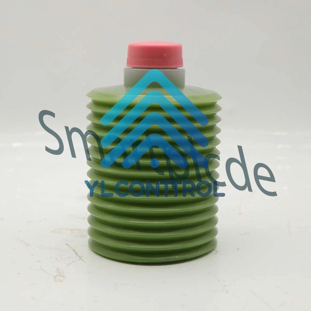1Pcs injection molding machine NS-1-7 grease NS1-7 700CC Free shipping