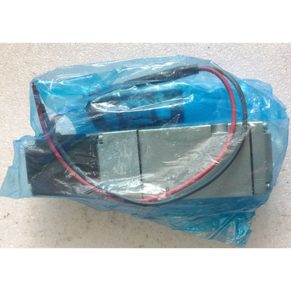 1PC SMC Solenoid Valve VP544-5GS-A - SMC