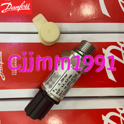 Danfoss Sensor Model 064G1127 - DANFOSS