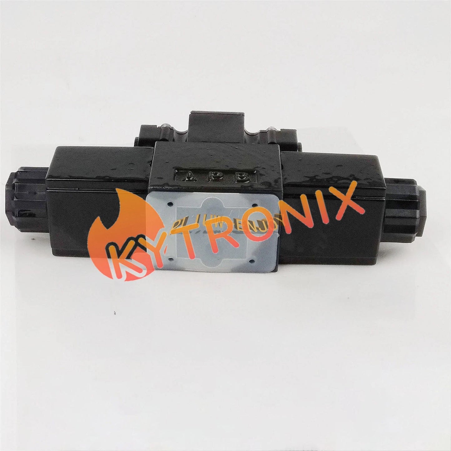 1PCS DAIKIN KSO-G02-2DA-30EN Solenoid Valve KSOG022DA30EN