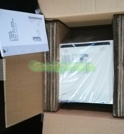 1Pcs Yaskawa SGD-02AHY500 Servo Drive