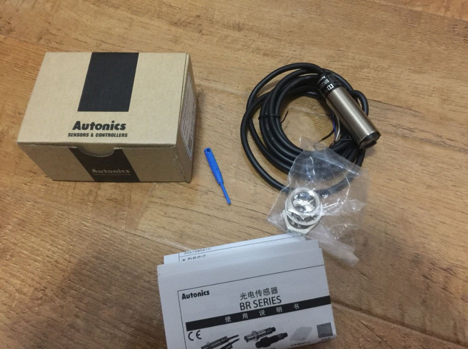1PC  Autonics BR200-DDTN  BR200DDTN  Photo Sensor
