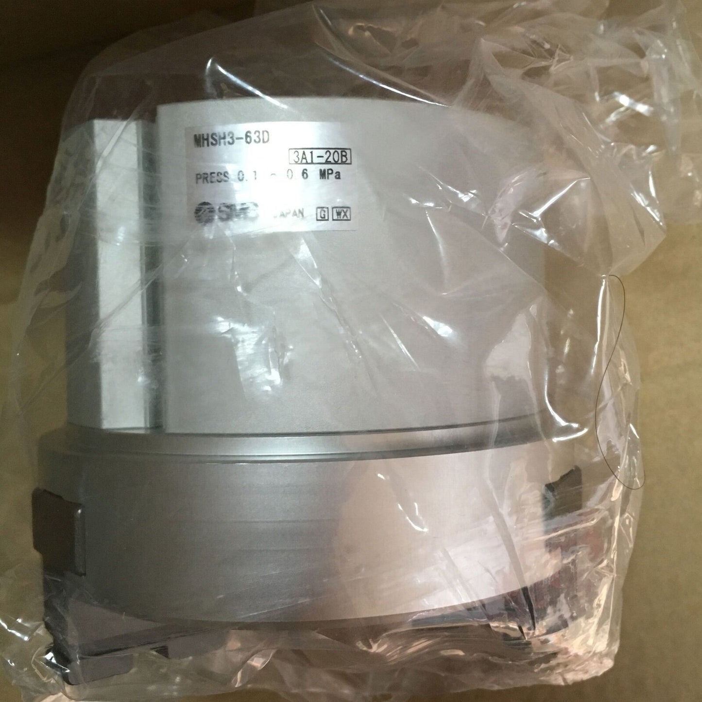 1-Piece SMC Finger Gripper Cylinder MHSH3-63D - SMC