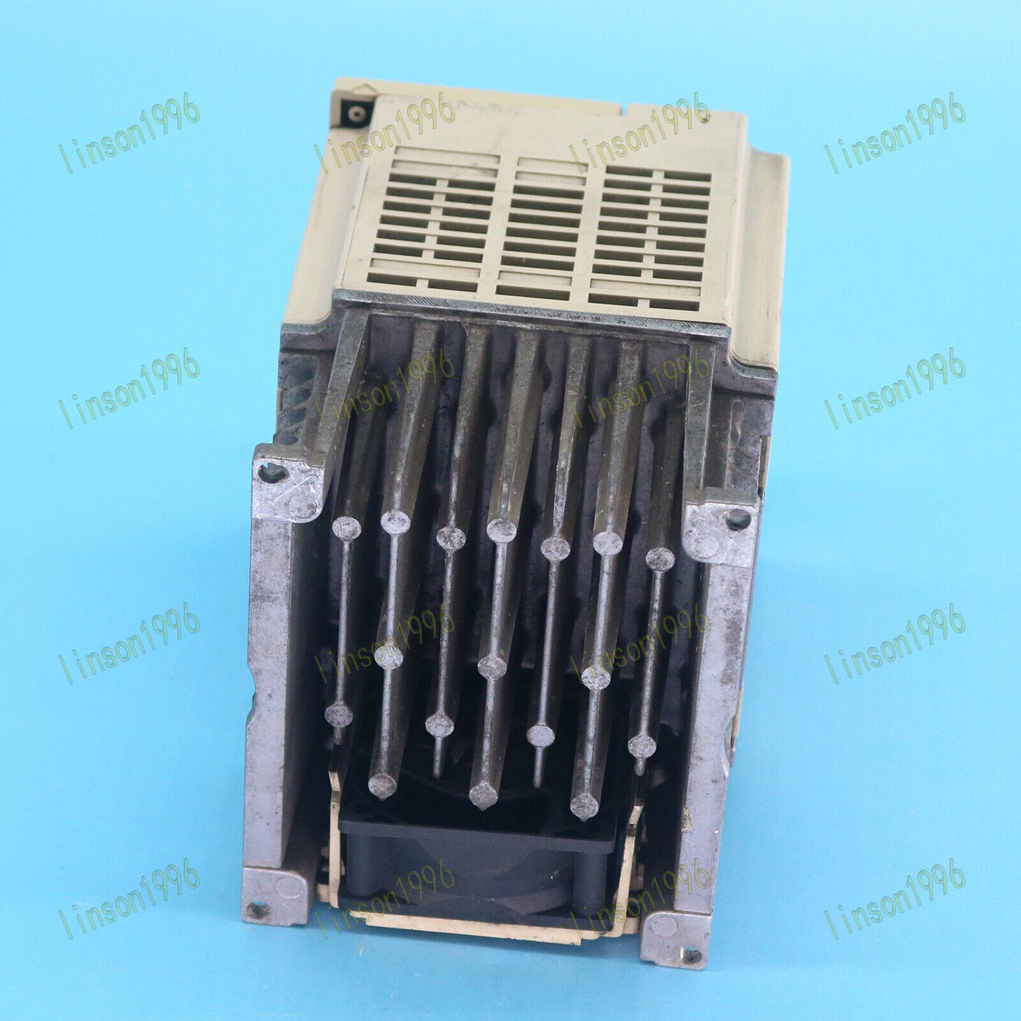 Used Yaskawa CIMR-V7AZ42P2 V7 Inverter 380V - YASKAWA