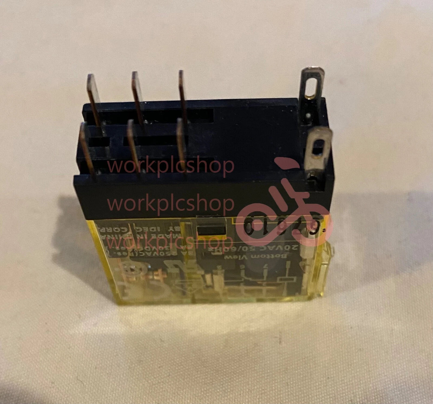 10PCS/BOX IDEC RJ2S-CL-A120 / RJ2SCLA120 Old Stock