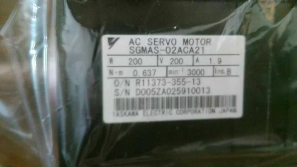 new 1PC YASKAWA SGMAS-02ACA21 AC SERVO MOTOR SGMAS02ACA21 PIGN - YASKAWA