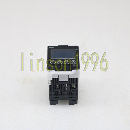 Omron E5CN-Q2MTD-500 Temperature Controller - OMRON