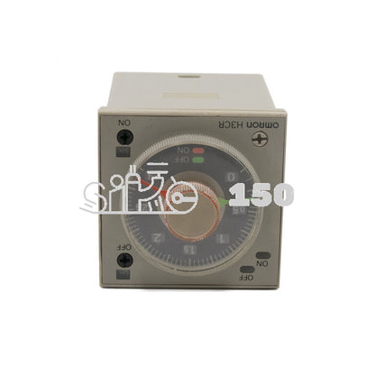 OMRON H3CR-F8 Twin Timer 100-240V AC Box - OMRON
