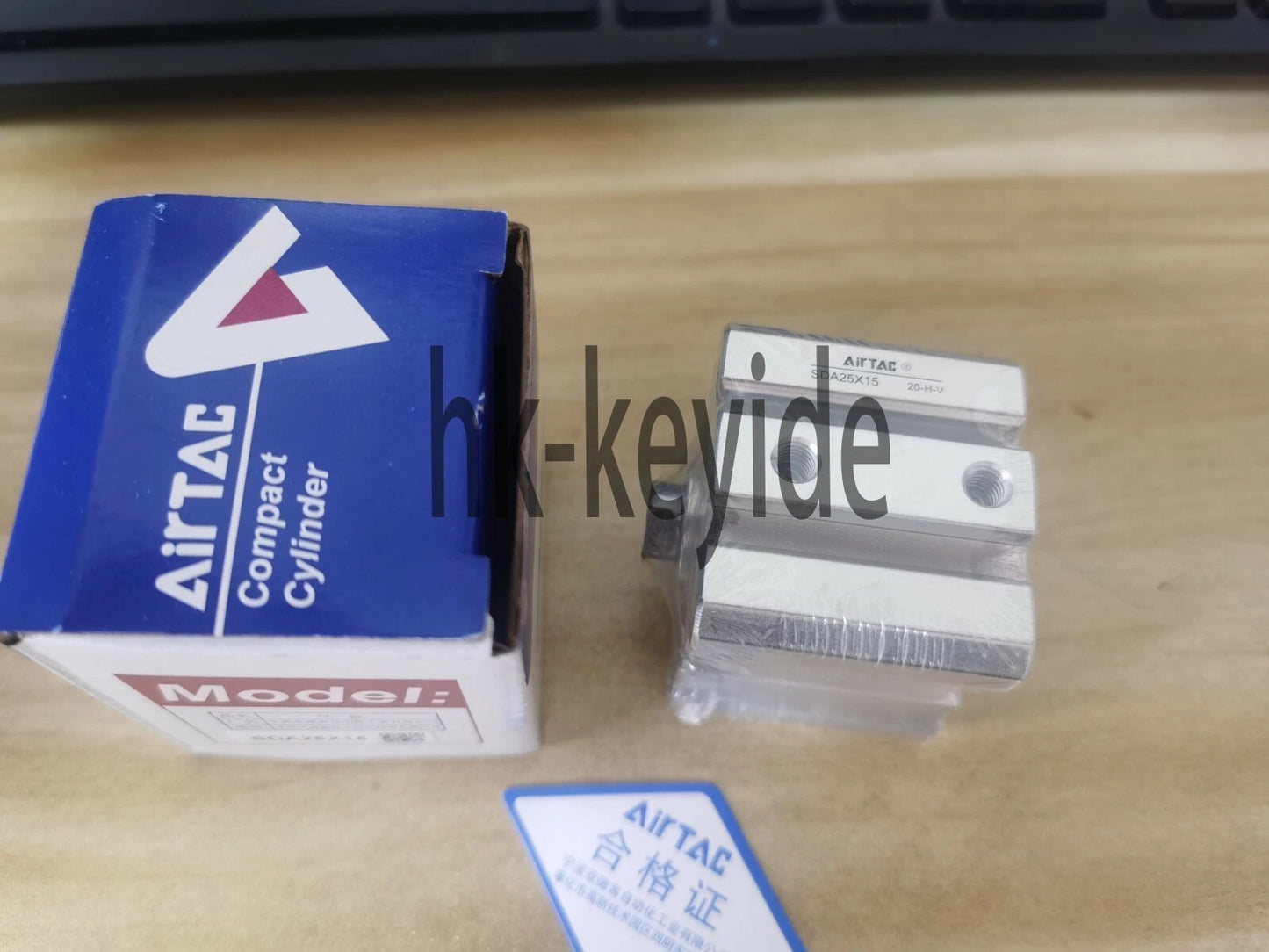 1PCS AirTAC SDA25X15 Cylinder Free Shipping