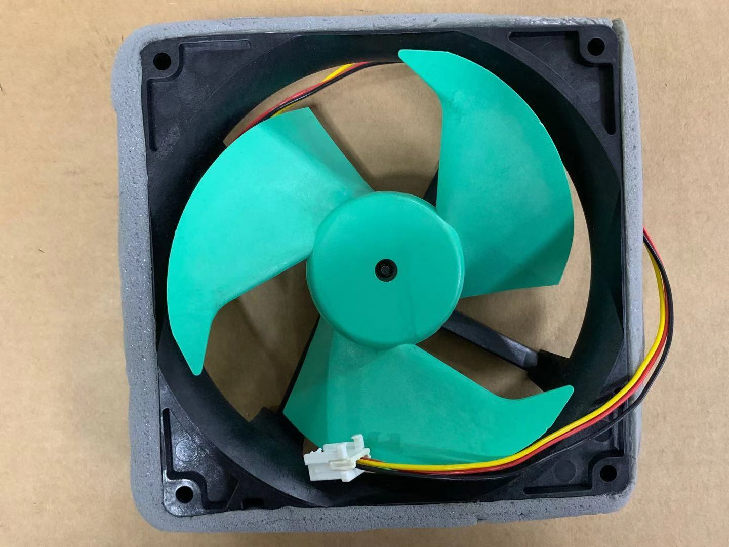 new for NMB FBA12J12M 12V 0.23A refrigerator fan