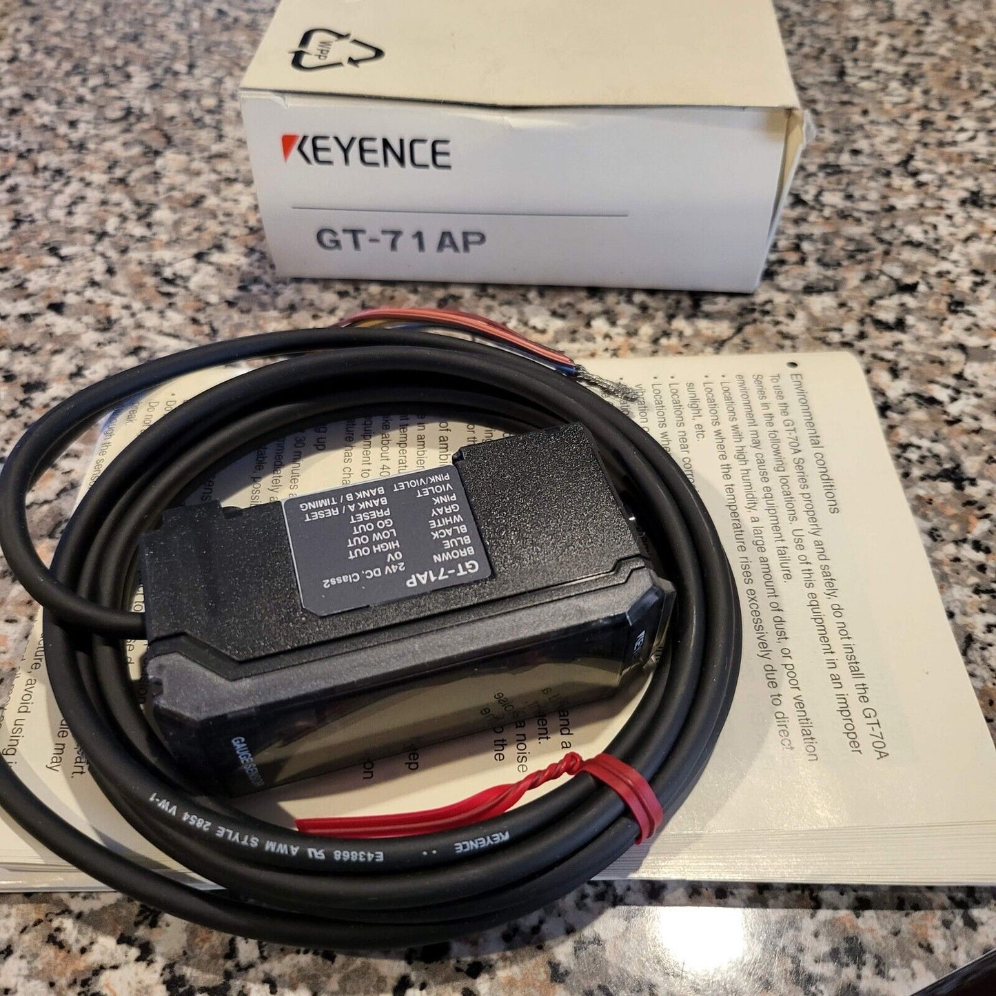 KEYENCE GT-71AP Amplifier DIN Rail Mount - KEYENCE