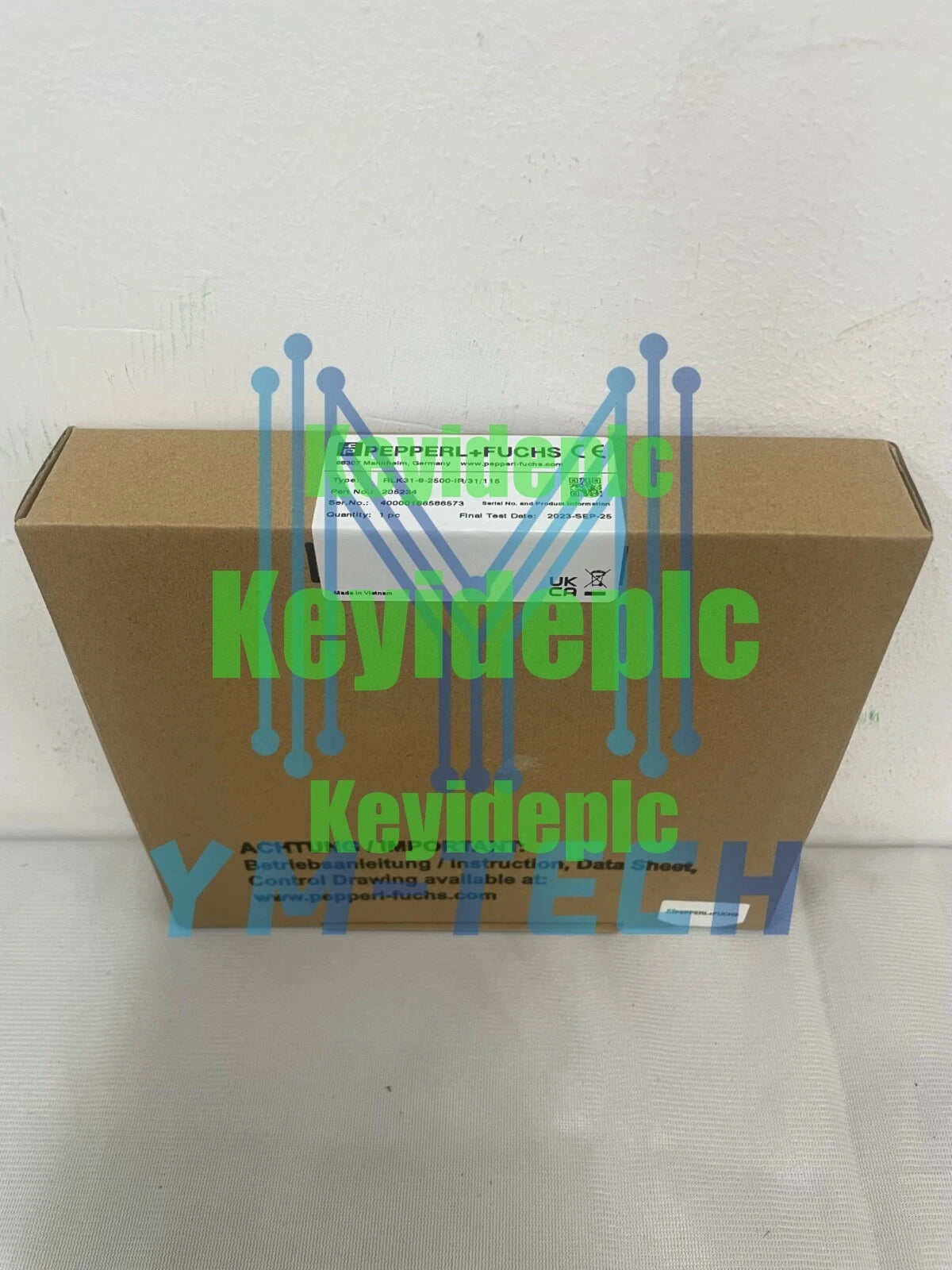 Diffuse Sensor Pepperl+Fuchs RLK31-8-2500-IR/31/115 Free Shipping#F #ke