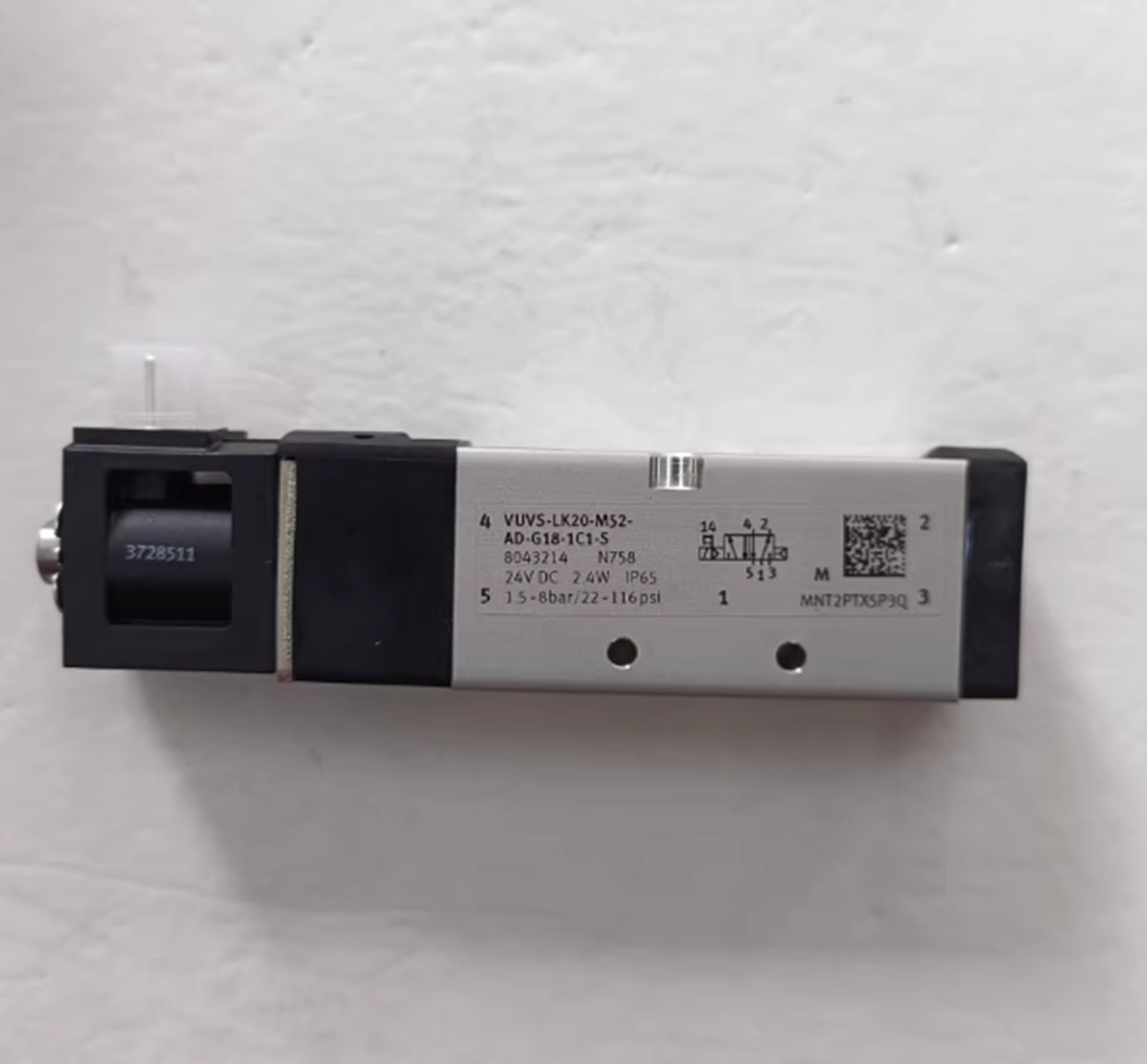 new FESTO VUVS-LK20-M52-AD-G18-1C1-S 8043214 Solenoid Valve - FESTO