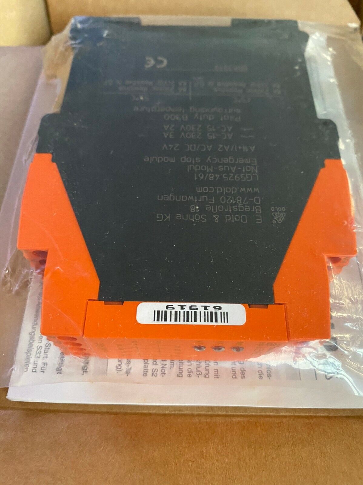 DOLD SAFETY RELAY LG5925.48/61 0061919 - DOLD