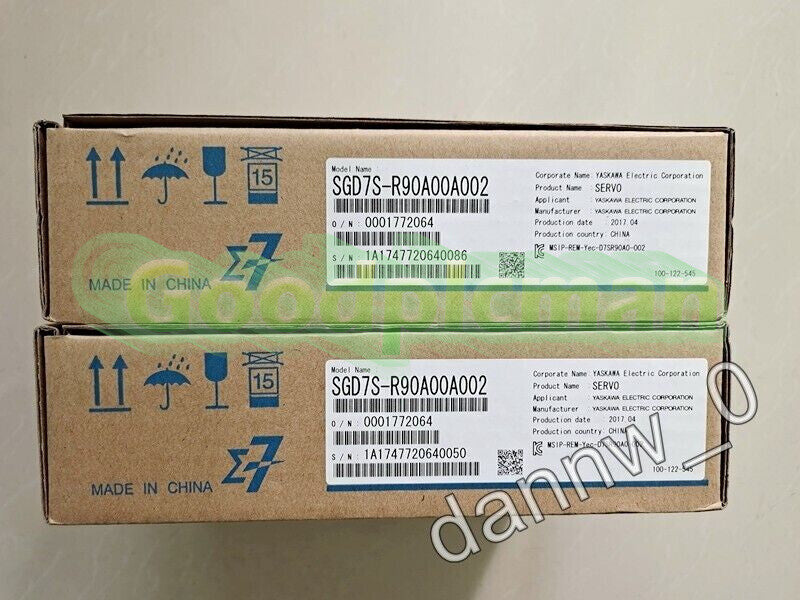 Yaskawa SGD7S-R90A00A002 AC Servo Drive 1Pcs/