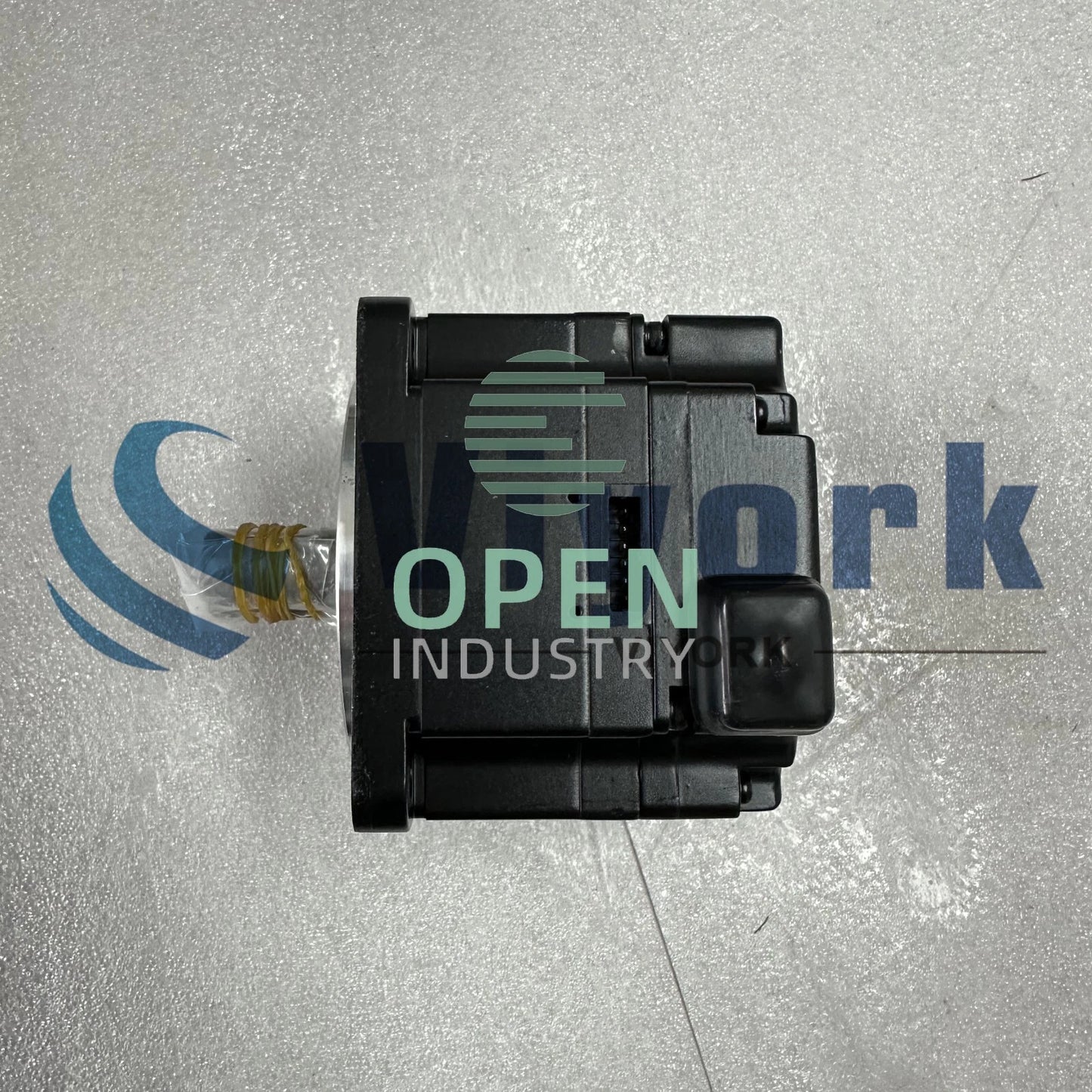 1PCS Yaskawa SGMPS-02ACA61-E AC SERVO MOTOR
