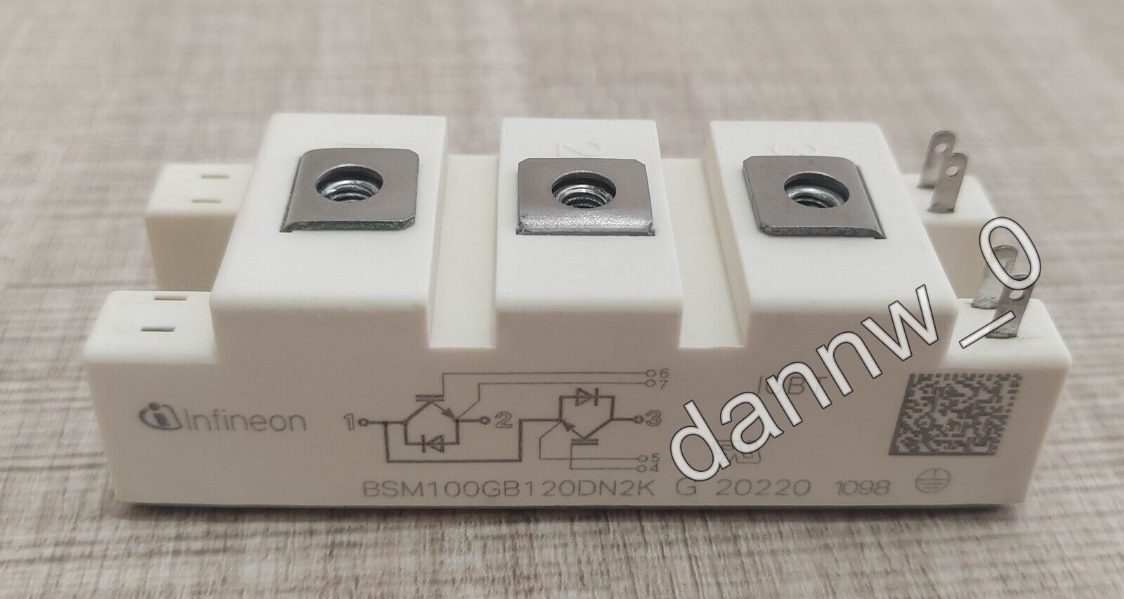 new Infineon BSM100GB120DN2K IGBT MODULE - INFINEON