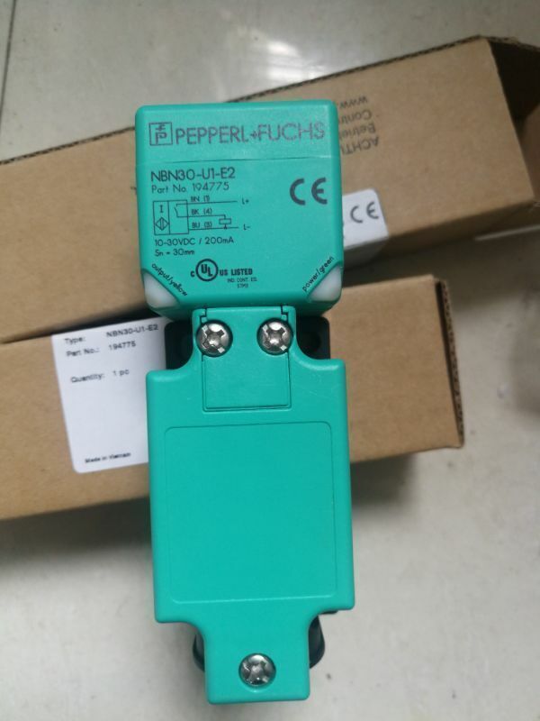 new ONE Pepperl+Fuchs NBN30-U1-E2 Proximity Switch with Fast Response - PEPPERL+FUCHS
