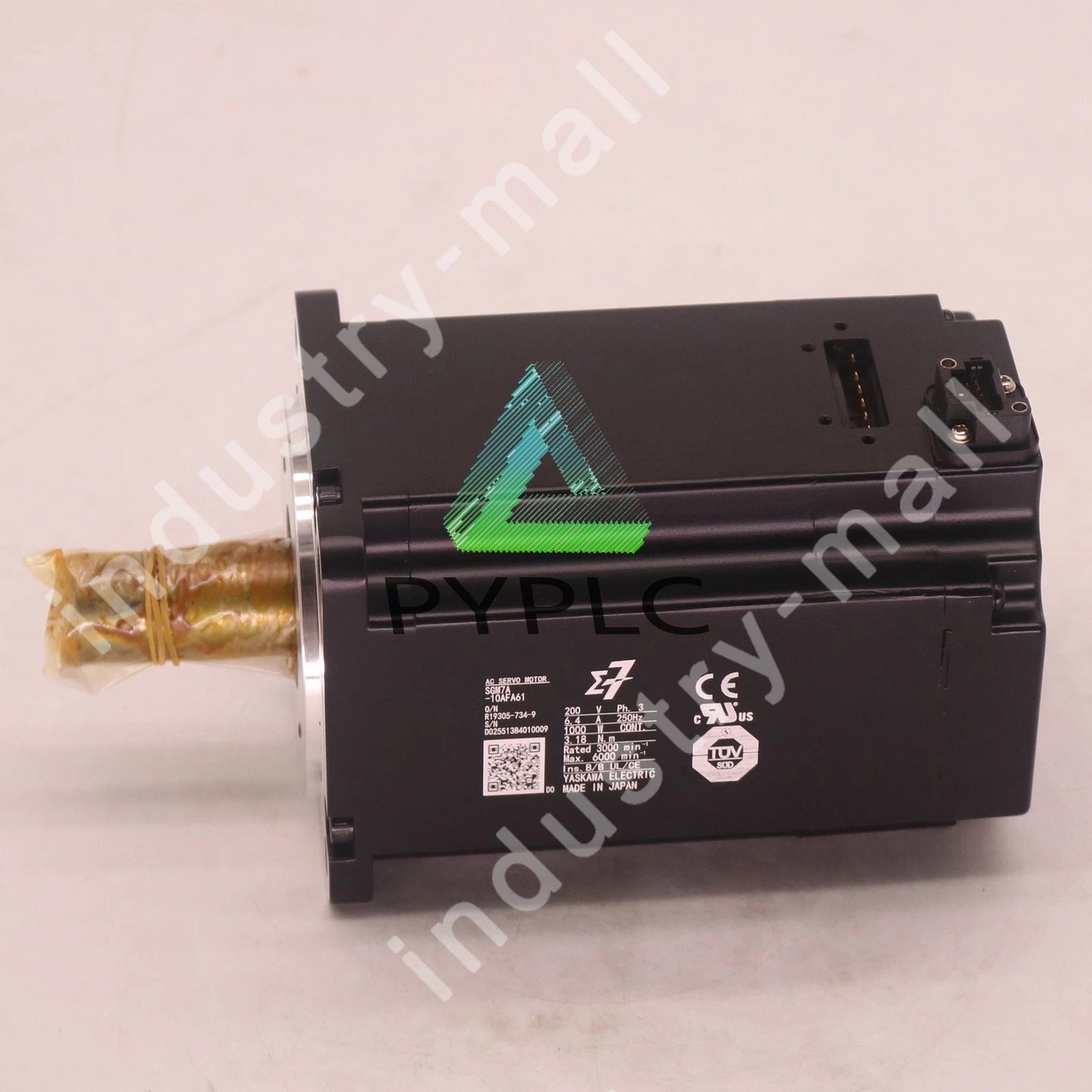 1pcs Yaskawa servo Motor SGM7A-10AFA61 ship