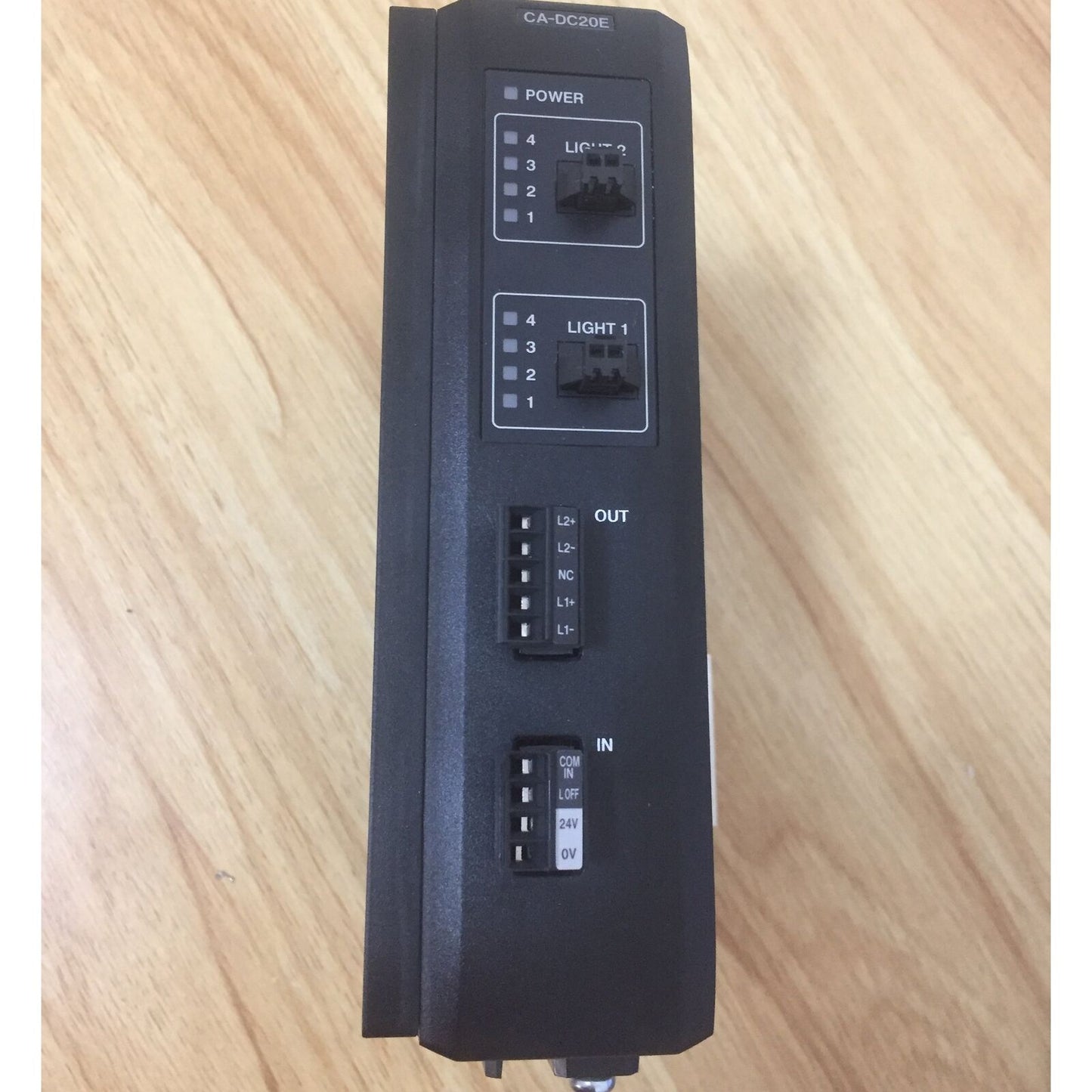 KEYENCE CA-DC20E Light Source Controller - Used 1PC - KEYENCE