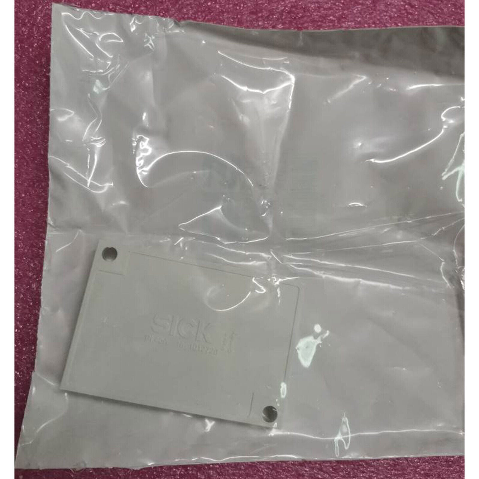 new SICK PL40A 1012720 Reflector One - SICK