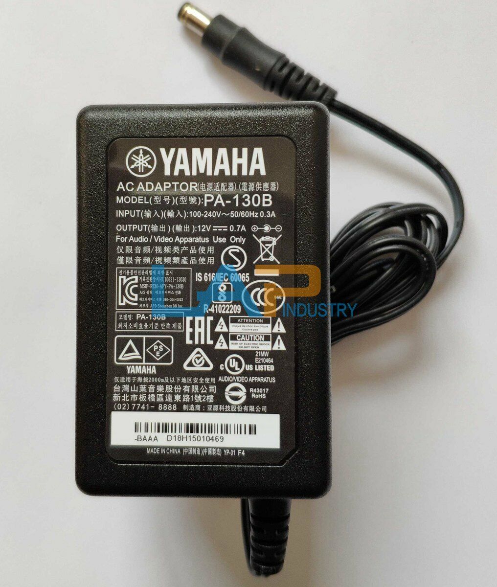 new 1PCS For Yamaha PA-130B Keyboard Power Adapter 12V0.7A 100-240V 50/60Hz 0.3A