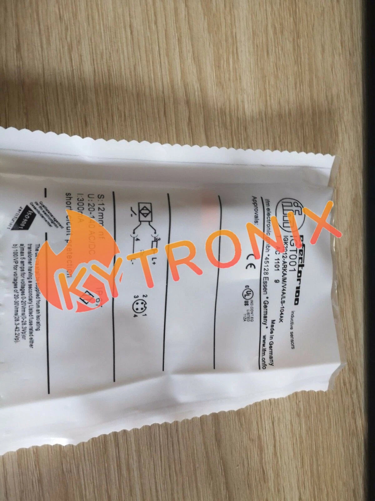 1PC IFM IGT001 Sensor