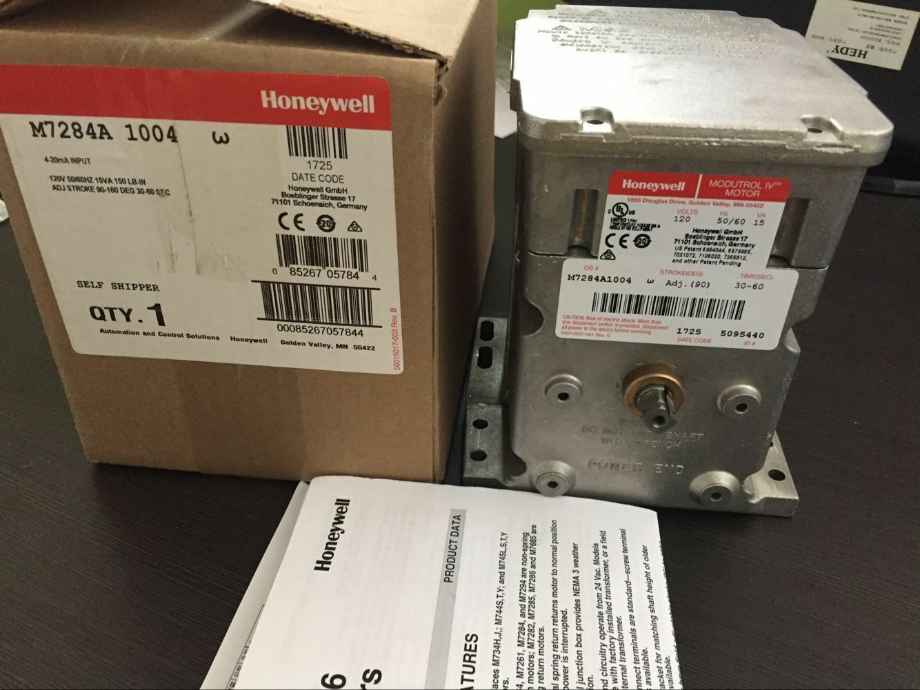 new  Honeywell Modutrol Motor M7284A-1004 M7284A1004 Honeywell