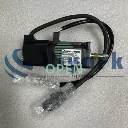 1PCS Mitsubishi HC-MFS13-UE AC SERVO MOTOR AC 100W 3PH 105V 0.9A