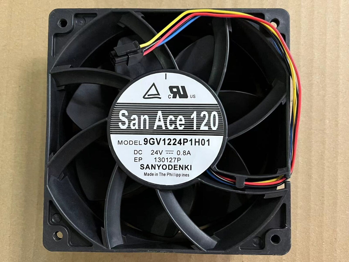new 1PC Sanyo 9GV1224P1H01 DC24V 0.8A 12038 12CM high air volume cooling fan