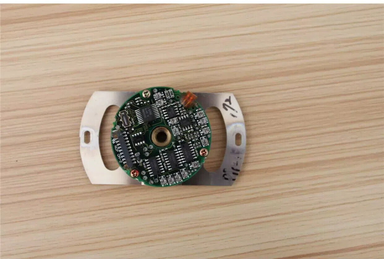 ONE  Yaskawa UTOPH-81AWF UTOPH81AWF