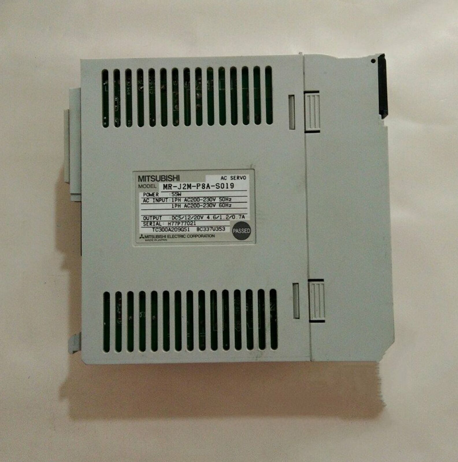 used ONE Mitsubishi MR-J2M-P8A-S019 in excellent condition - MITSUBISHI