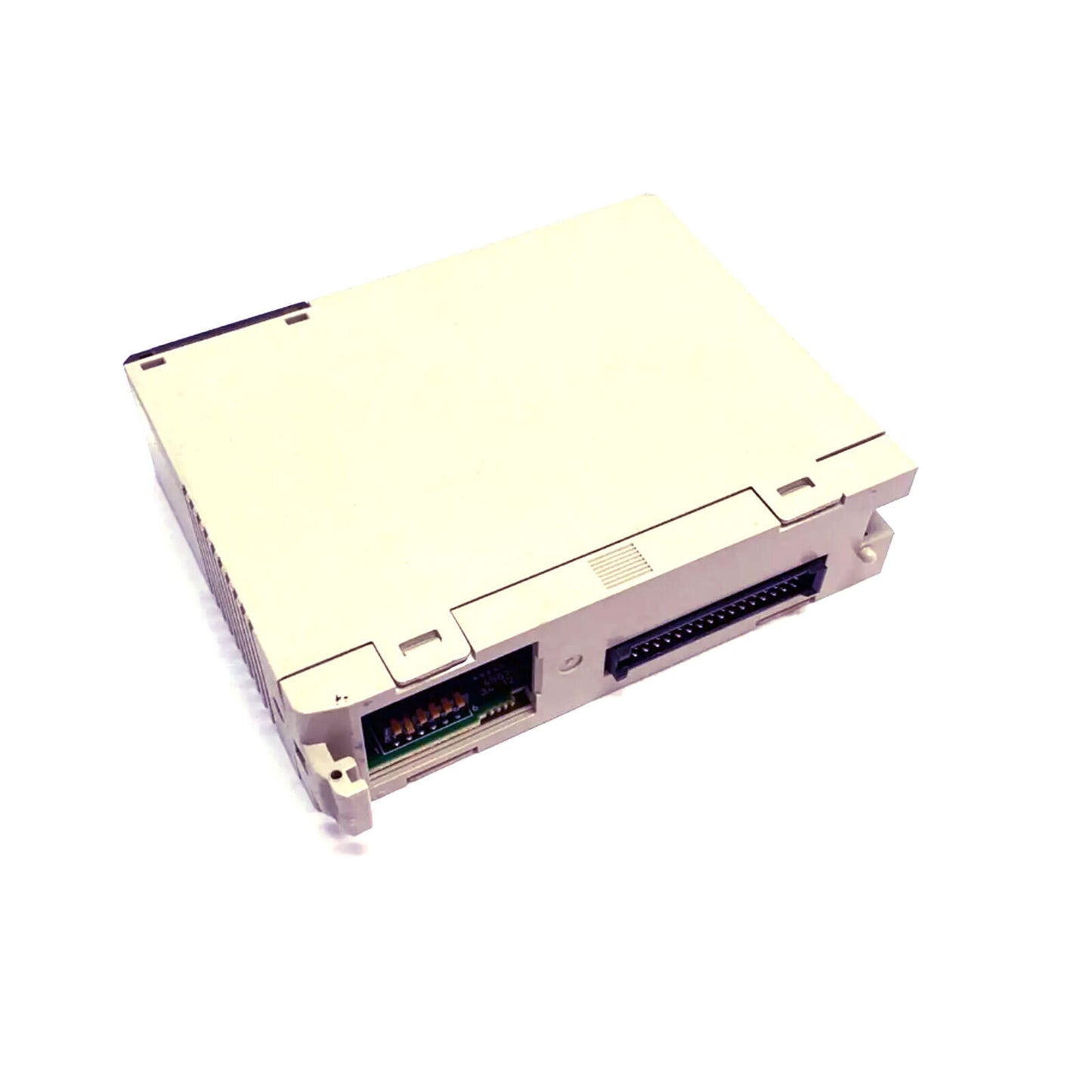 OMRON C200H-MD115 PLC MODULE 12VDC 16/16 128POS TERM BLK - OMRON