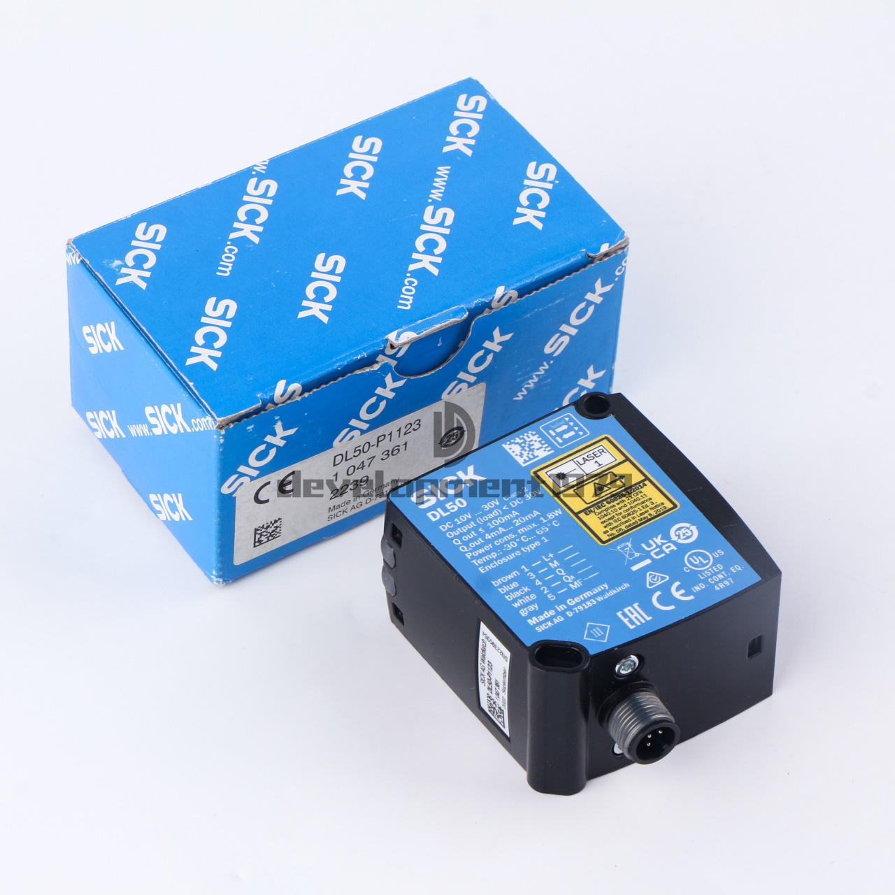 new ONE SICK distance sensor DL50-P1123