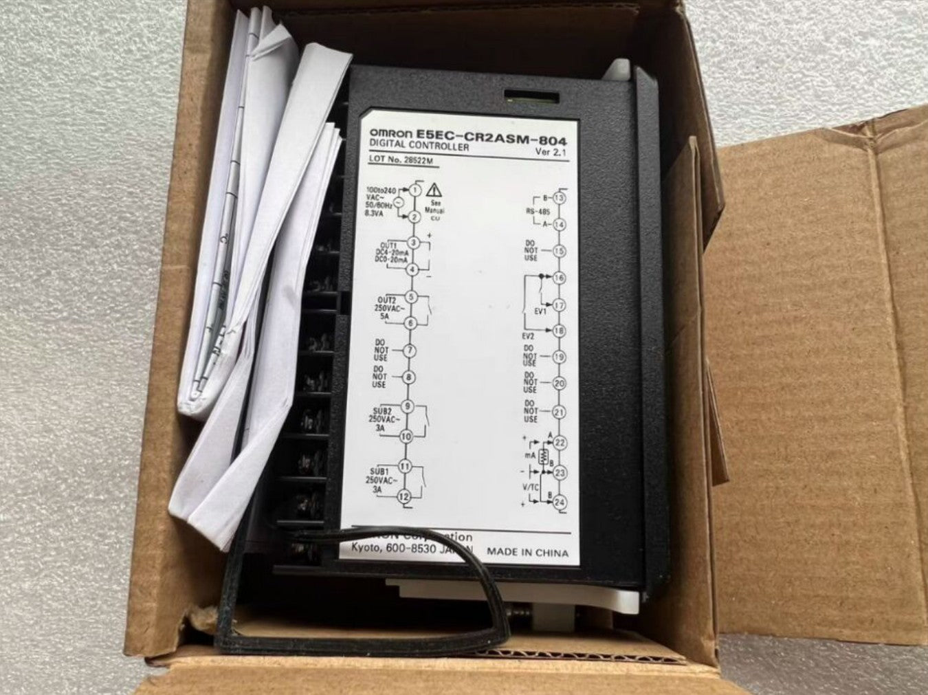 Omron E5EC-CR2ASM-804 Temperature Controller 100-240VAC  Free Ship