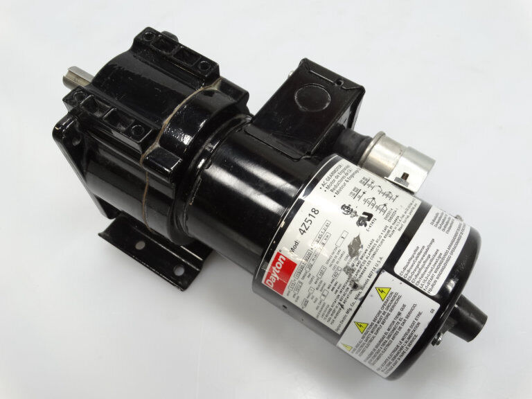 GRAINGER 4Z518 Motor for Industrial Use, 250W, 240V, 3000 RPM, High Efficiency, Durable Design - GRAINGER