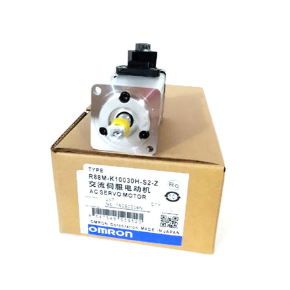 new In Box OMRON R88M-K10030H-S2-Z AC Servo Motor - OMRON